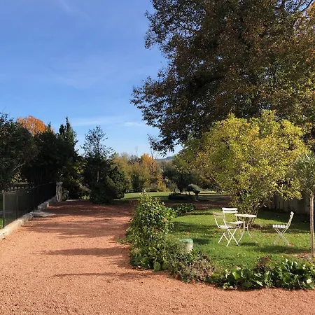 Vichy - 4 Chambres, Situe Dans Le Parc Du Chateau De