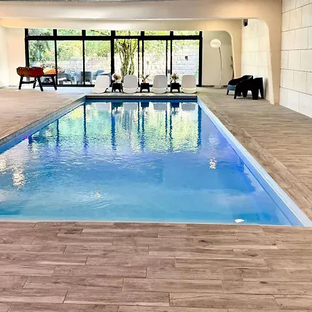 Casa vacanze Vichy - 4 Chambres, Situé Dans Le Parc Du Château De *