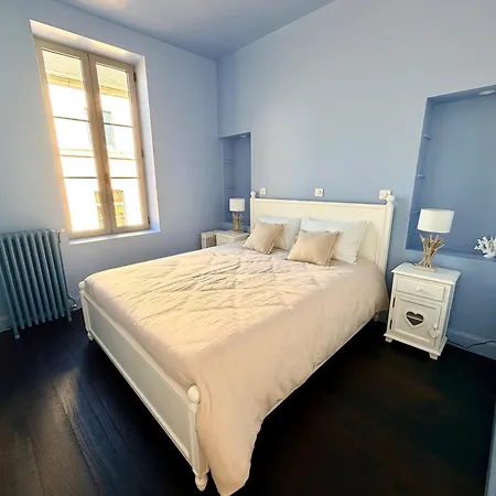 Vichy - 4 Chambres, Situe Dans Le Parc Du Chateau De