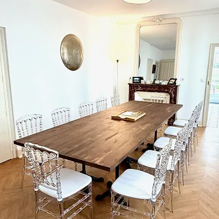 Vichy - 4 Chambres, Situe Dans Le Parc Du Chateau De Vakantiehuis Charmeil
