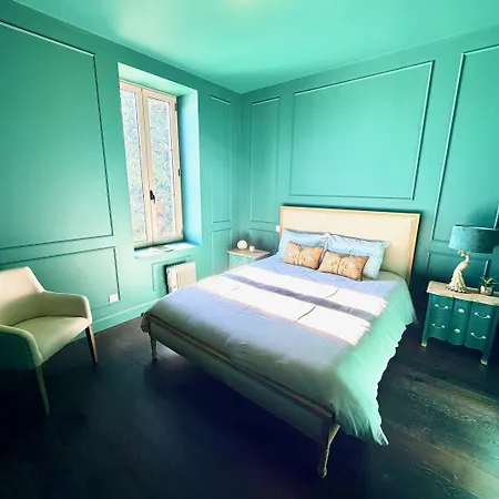 Vichy - 4 Chambres, Situe Dans Le Parc Du Chateau De *