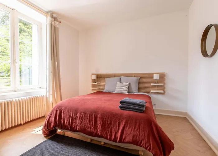 Vichy : Chateau De Hébergement de vacances *